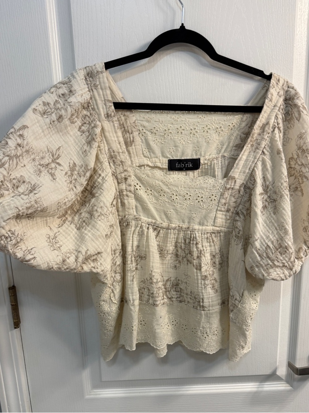 Romantic fab'rik Cream Floral Eyelet Puff-Sleeve Square Neck Blouse